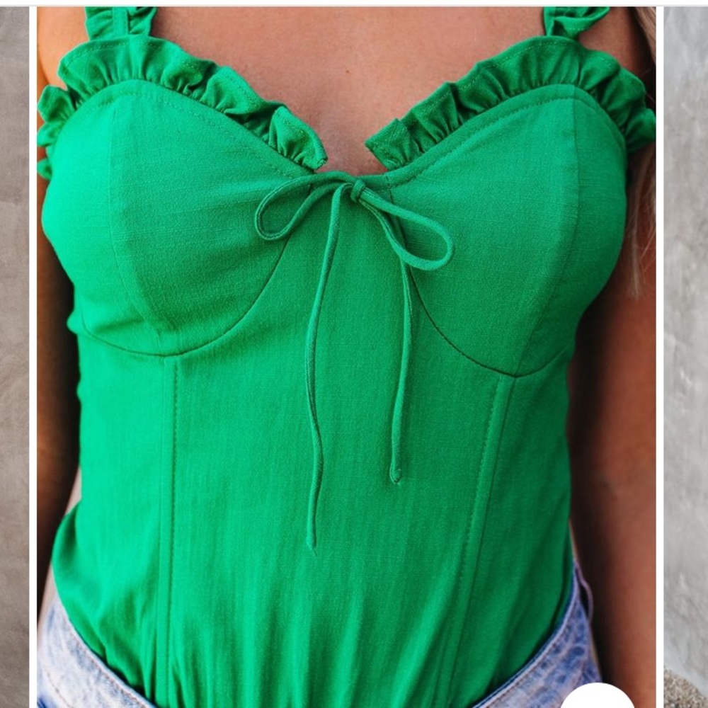 KELLY GREEN bodysuit top